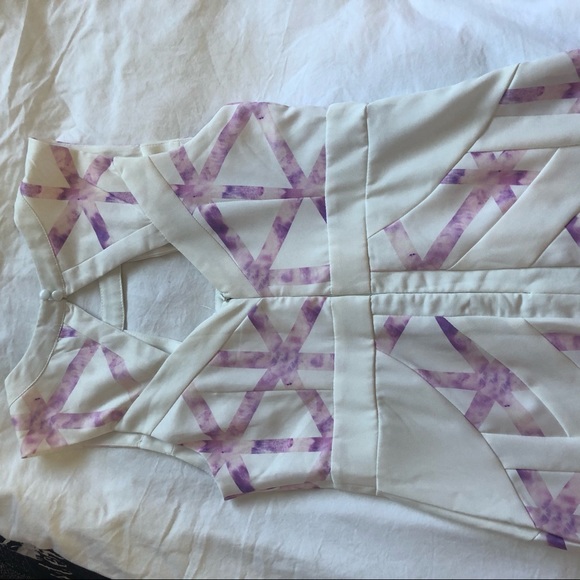 Geo-Print White Dress - Picture 4 of 5